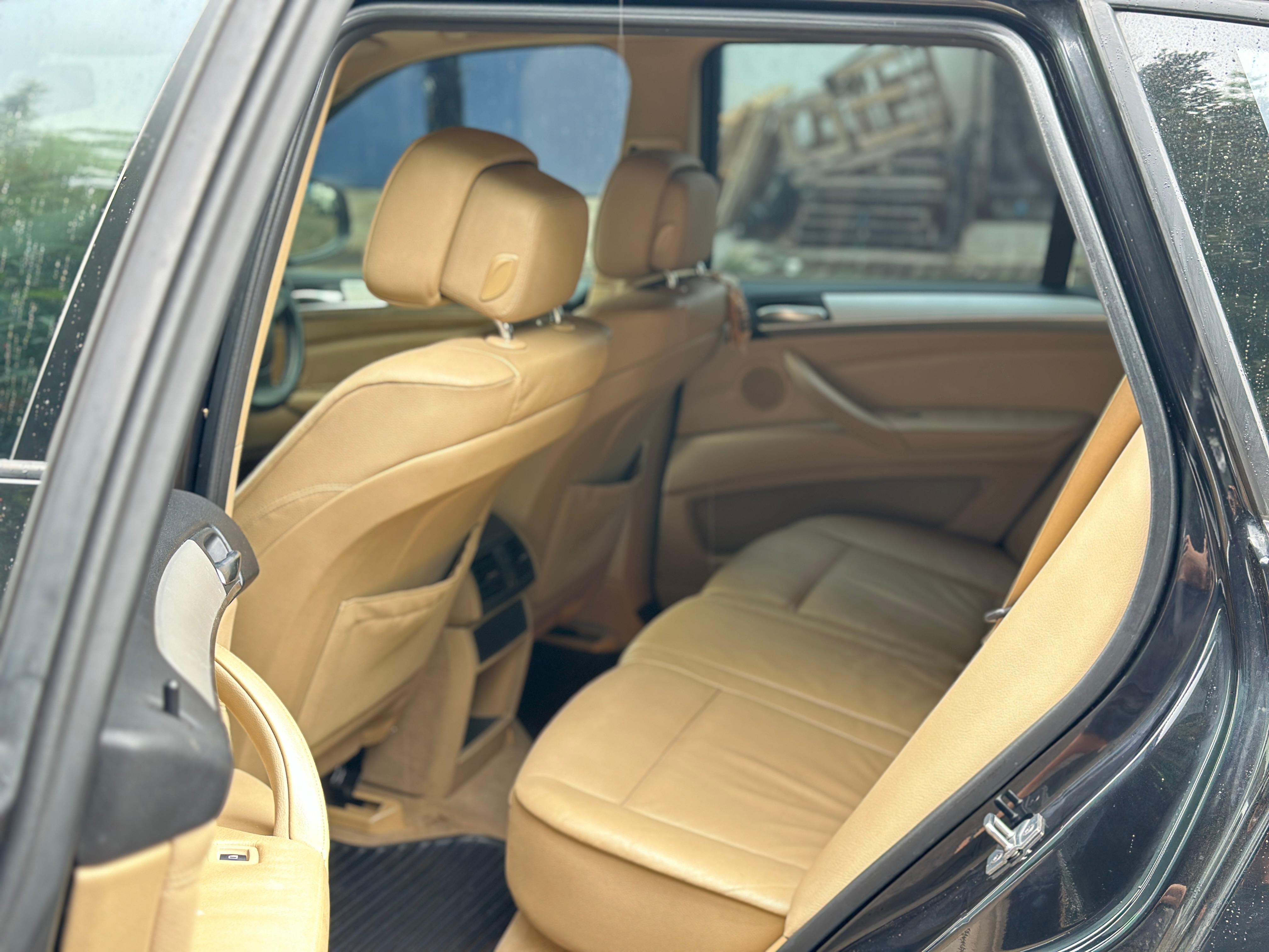 2011 BMW X5 XDRIVE 30i XLINE 2011 BMW X5 XDRIVE 30i XLINE