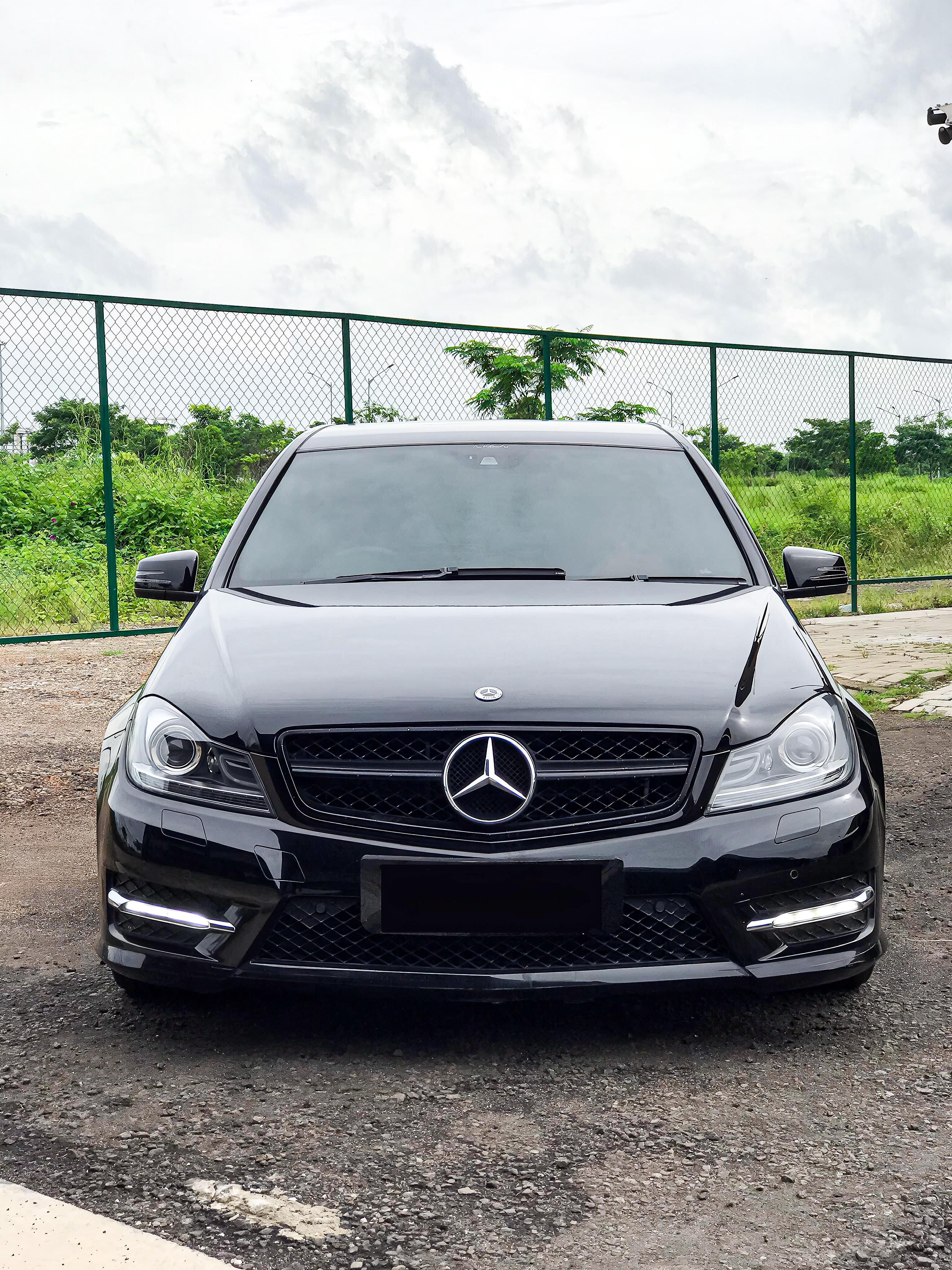 Second Hand 2012 Mercedes Benz C-Class  C250 Second Hand 2012 Mercedes Benz C-Class  C250