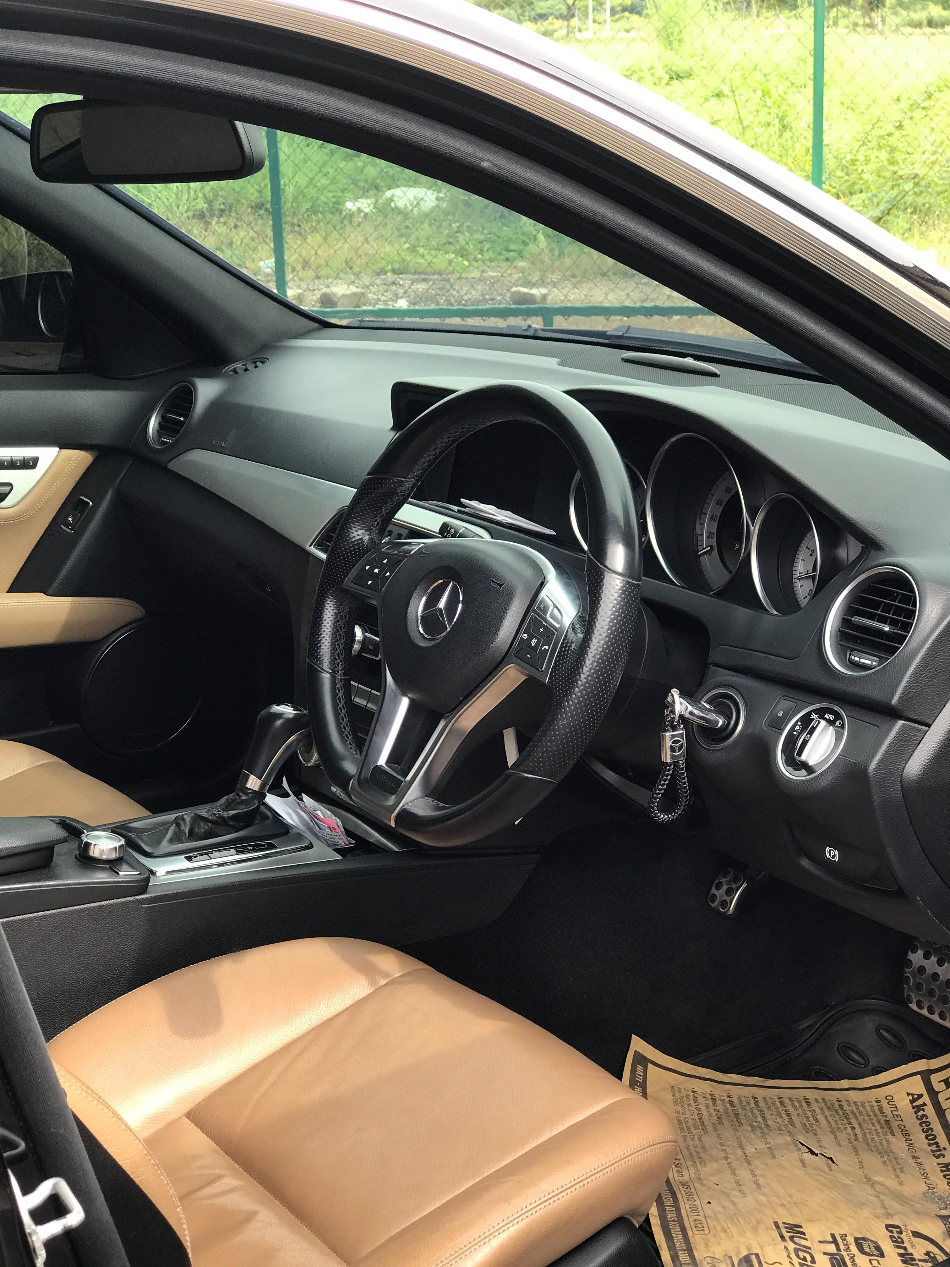 2012 Mercedes Benz C-Class  C250 2012 Mercedes Benz C-Class  C250