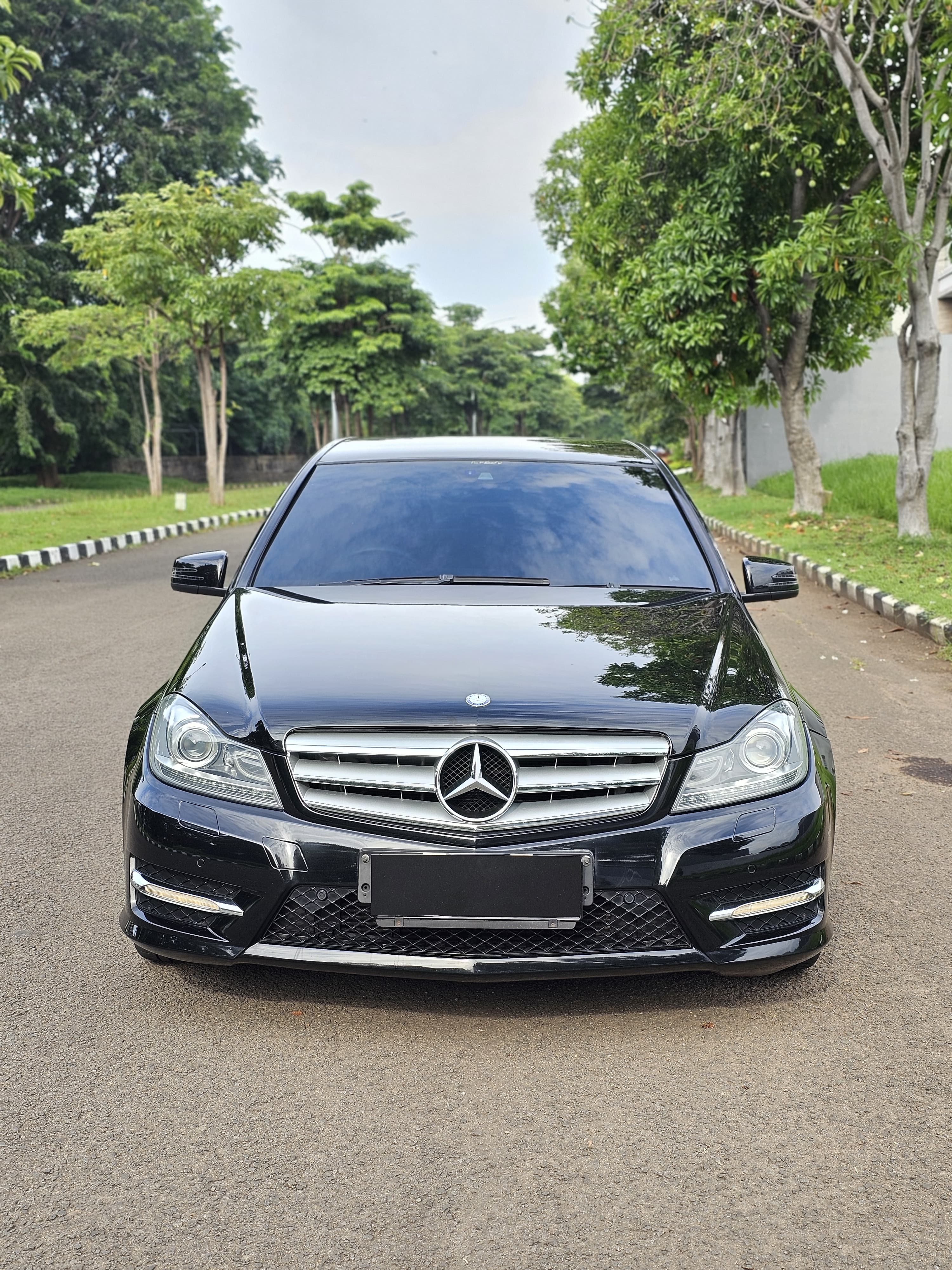 Second Hand 2011 Mercedes Benz C-Class  C250 Second Hand 2011 Mercedes Benz C-Class  C250