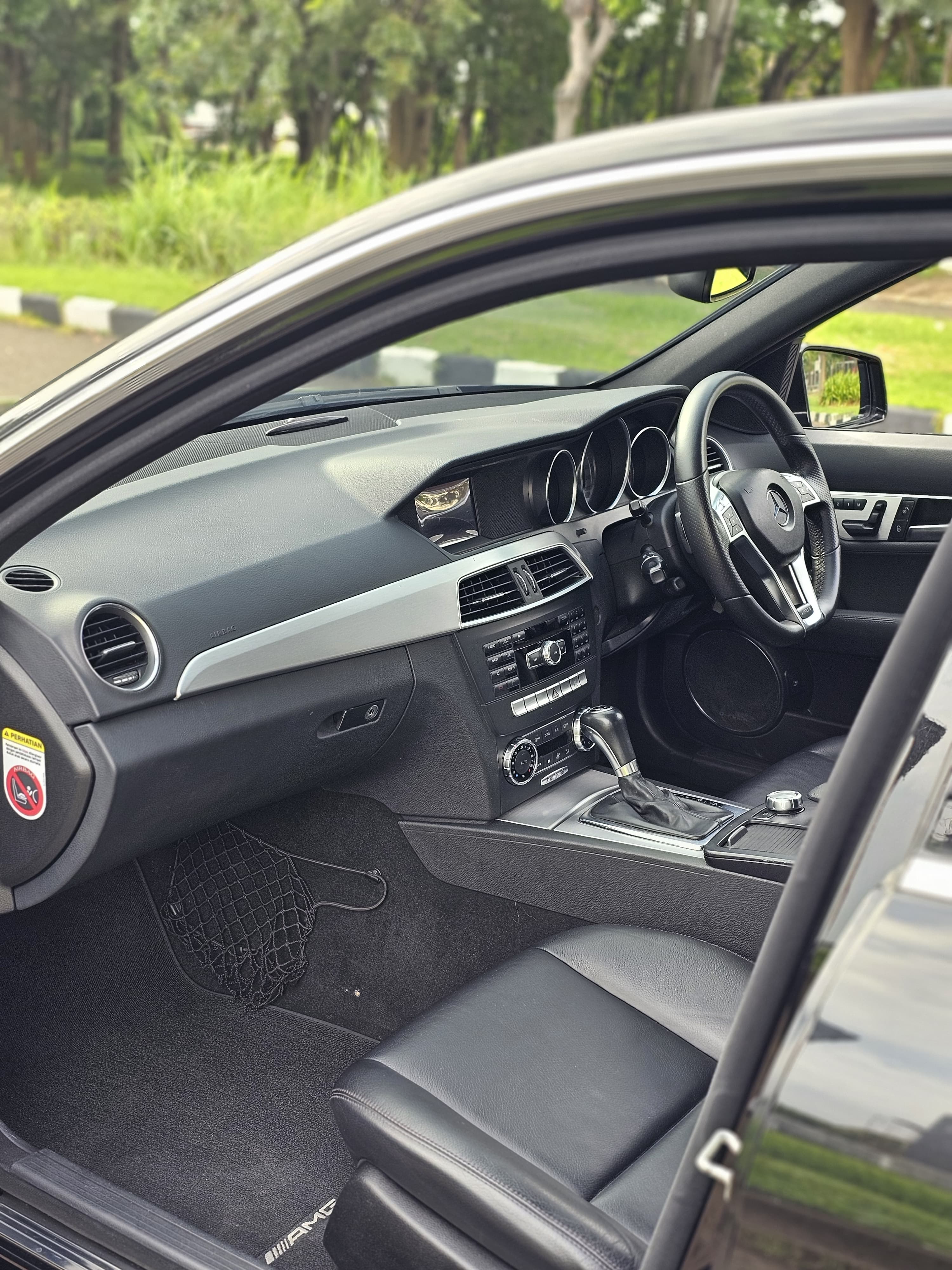 2011 Mercedes Benz C-Class  C250 2011 Mercedes Benz C-Class  C250