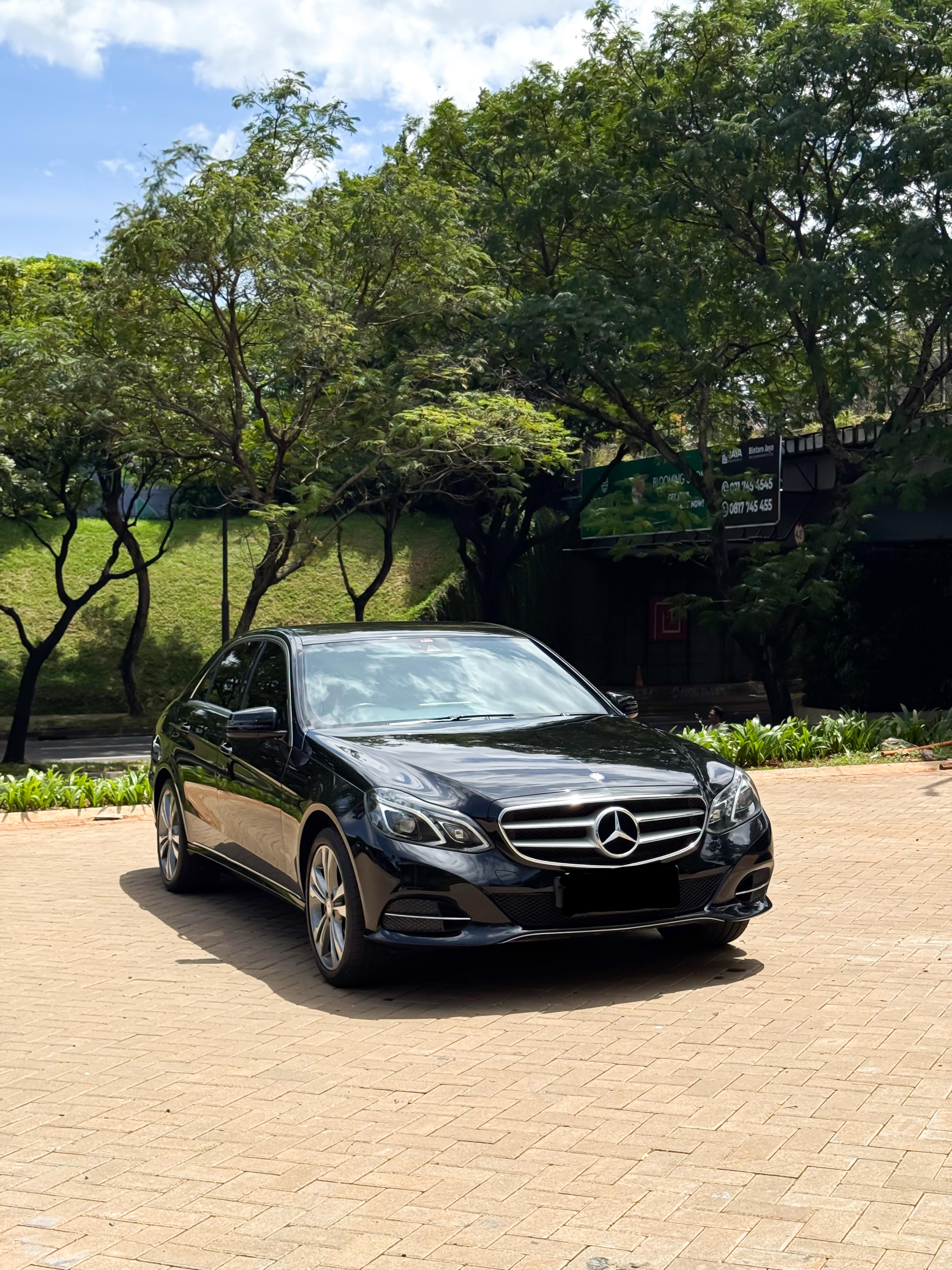 2014 Mercedes Benz E-Class  250 AVG AMG STYLE 2014 Mercedes Benz E-Class  250 AVG AMG STYLE