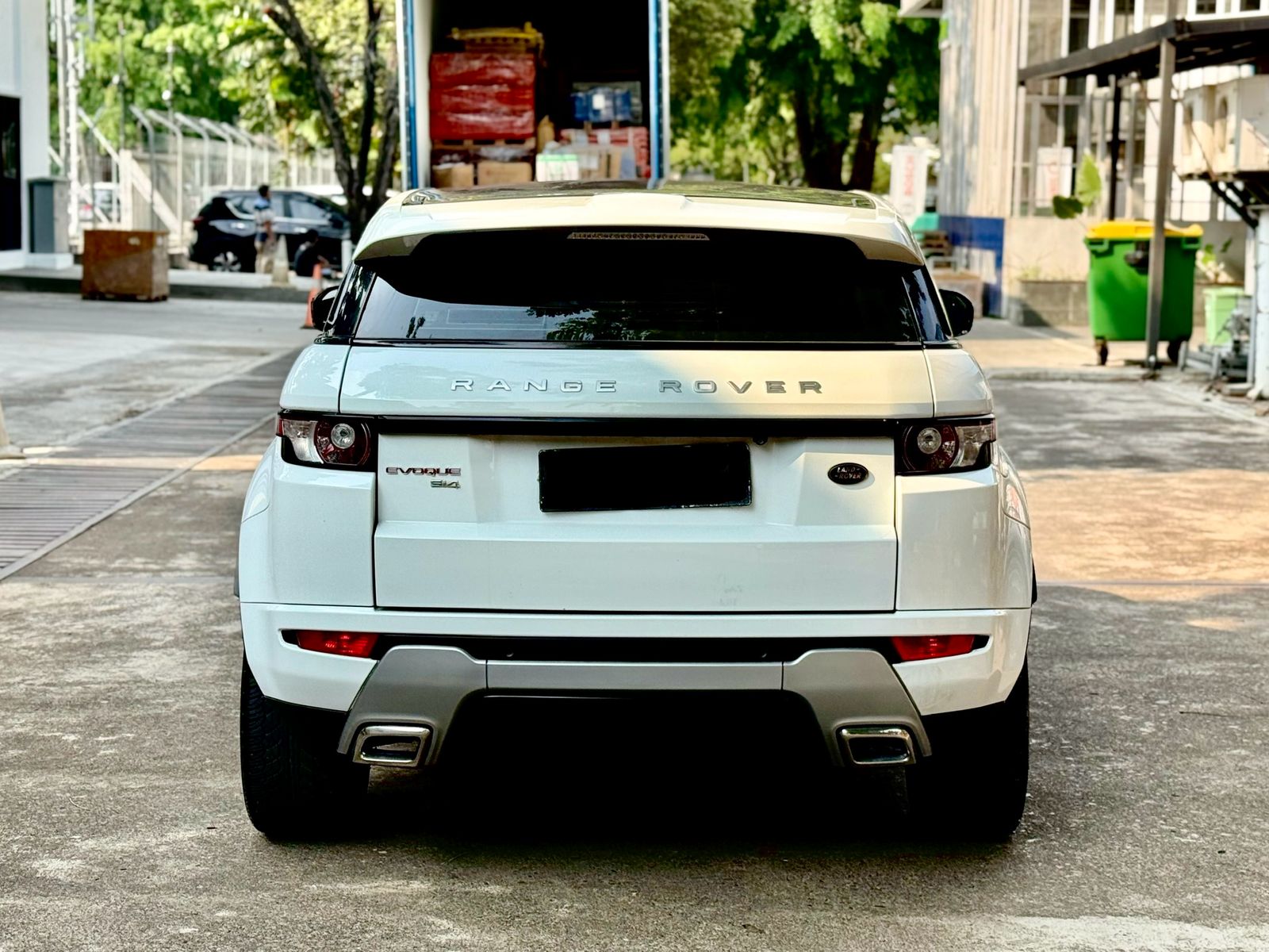 2012 Land Rover Range Rover Evoque EVOQUE 2.0 L Si 4 DYNAMIC 2012 Land Rover Range Rover Evoque EVOQUE 2.0 L Si 4 DYNAMIC