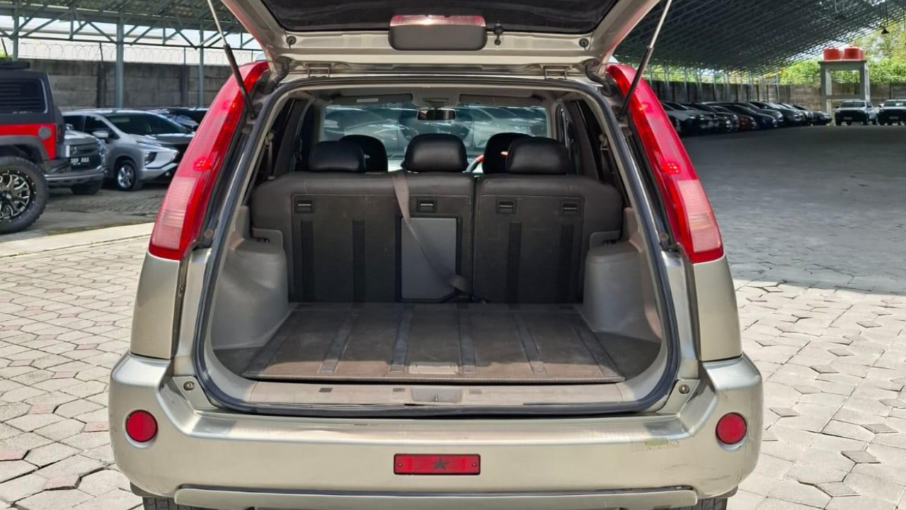 2008 Nissan X Trail STT 2.0L MT 2008 Nissan X Trail STT 2.0L MT