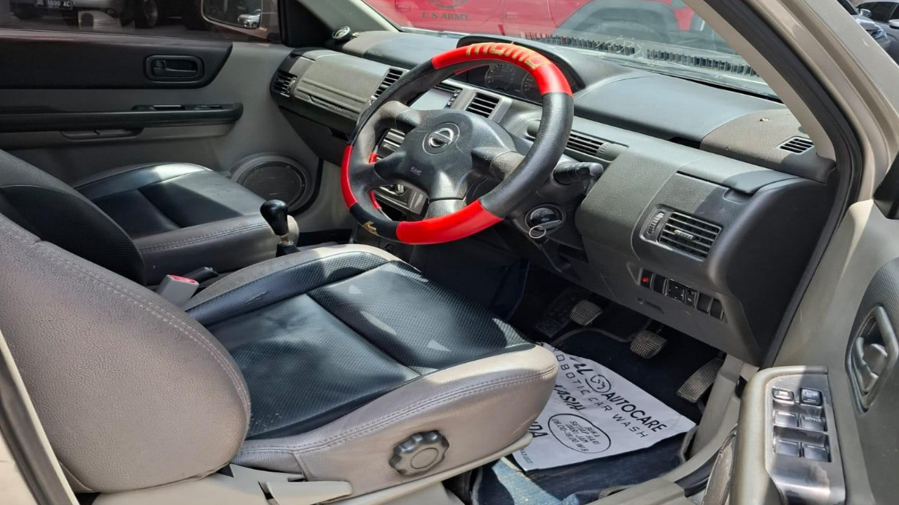 2008 Nissan X Trail STT 2.0L MT 2008 Nissan X Trail STT 2.0L MT
