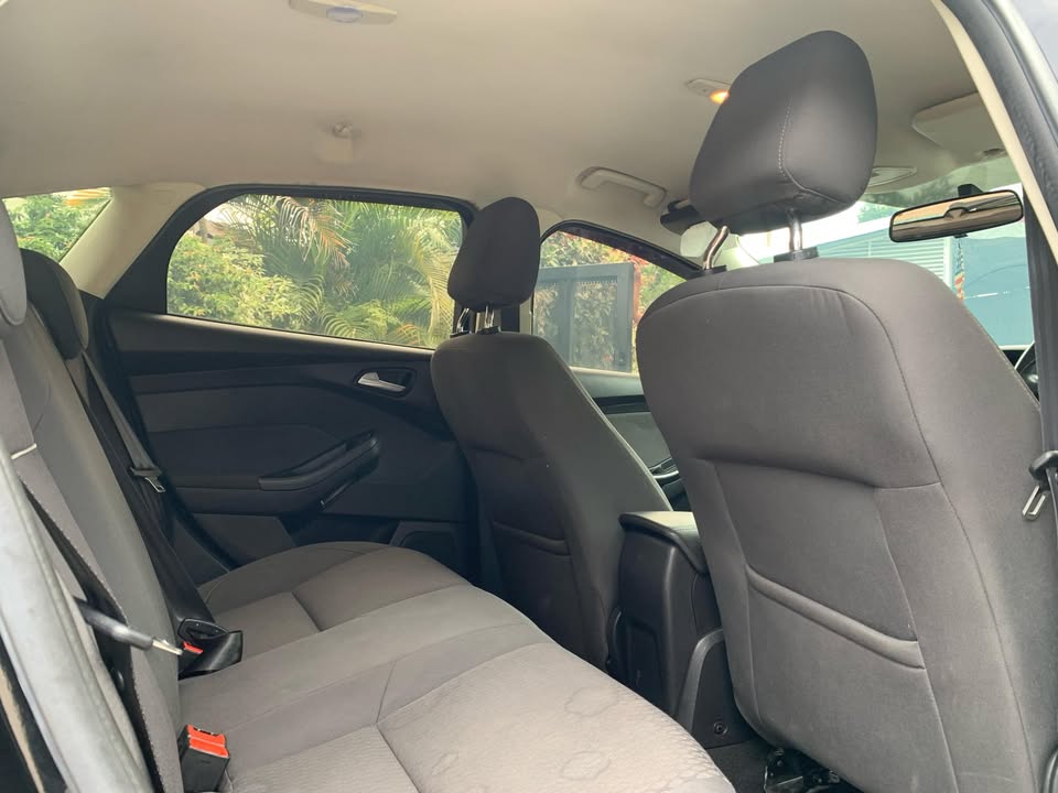 2012 Ford Focus  TREND 1.6 L A/T 2012 Ford Focus  TREND 1.6 L A/T