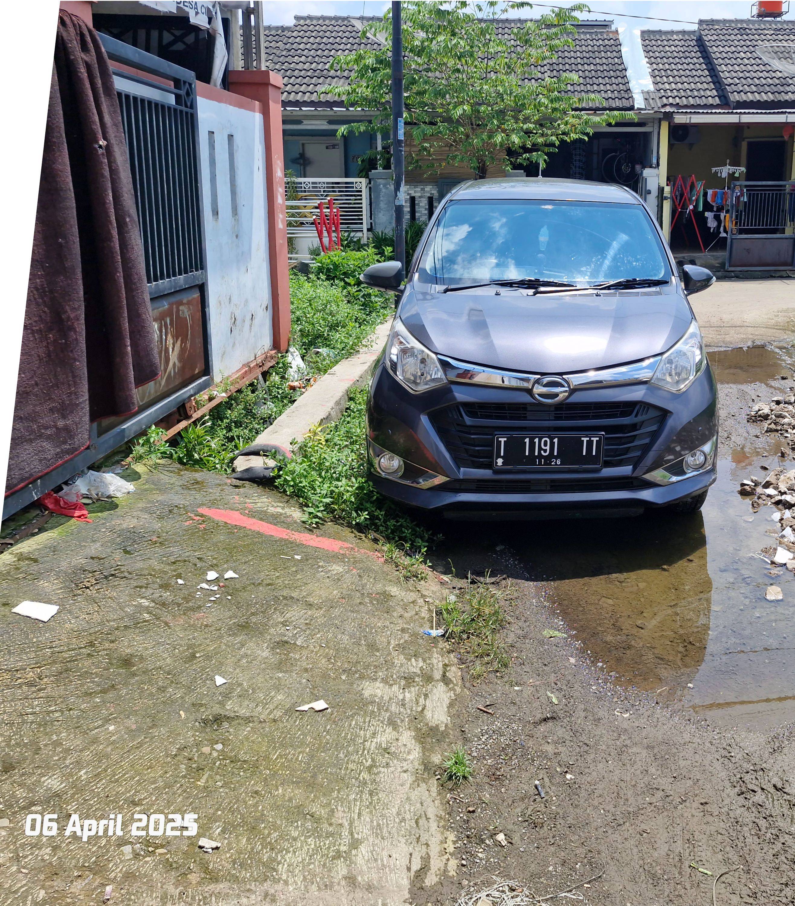 2016 Daihatsu Sigra 1.0 M MT Bekas 2016 Daihatsu Sigra 1.0 M MT Bekas