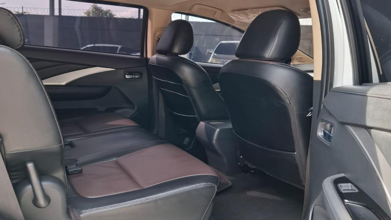 2021 Mitsubishi Xpander Cross  CVT 2021 Mitsubishi Xpander Cross  CVT