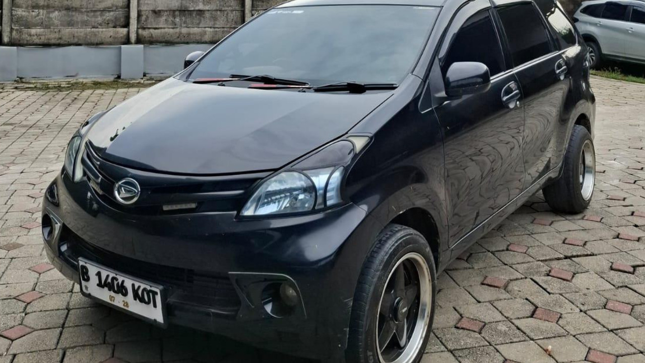 2013 Daihatsu Xenia 2013 Daihatsu Xenia