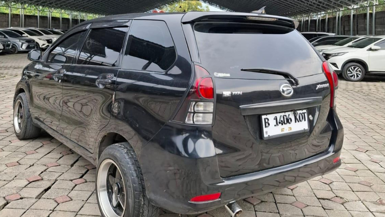 2013 Daihatsu Xenia 2013 Daihatsu Xenia