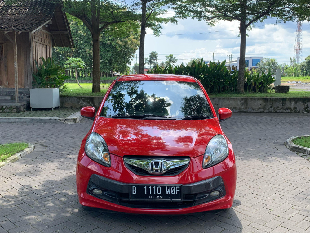 2015 Honda Brio  1.2 E MT 2015 Honda Brio  1.2 E MT