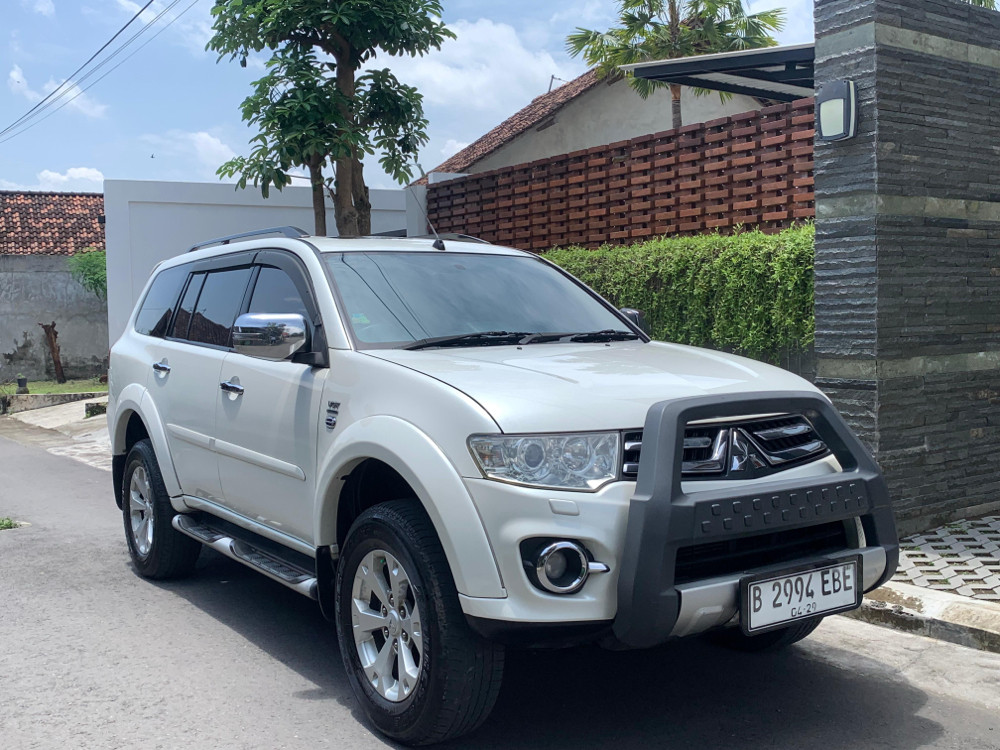 2013 Mitsubishi Pajero Sport  2013 Mitsubishi Pajero Sport