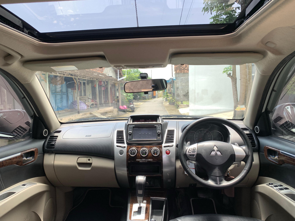 2013 Mitsubishi Pajero Sport  2013 Mitsubishi Pajero Sport