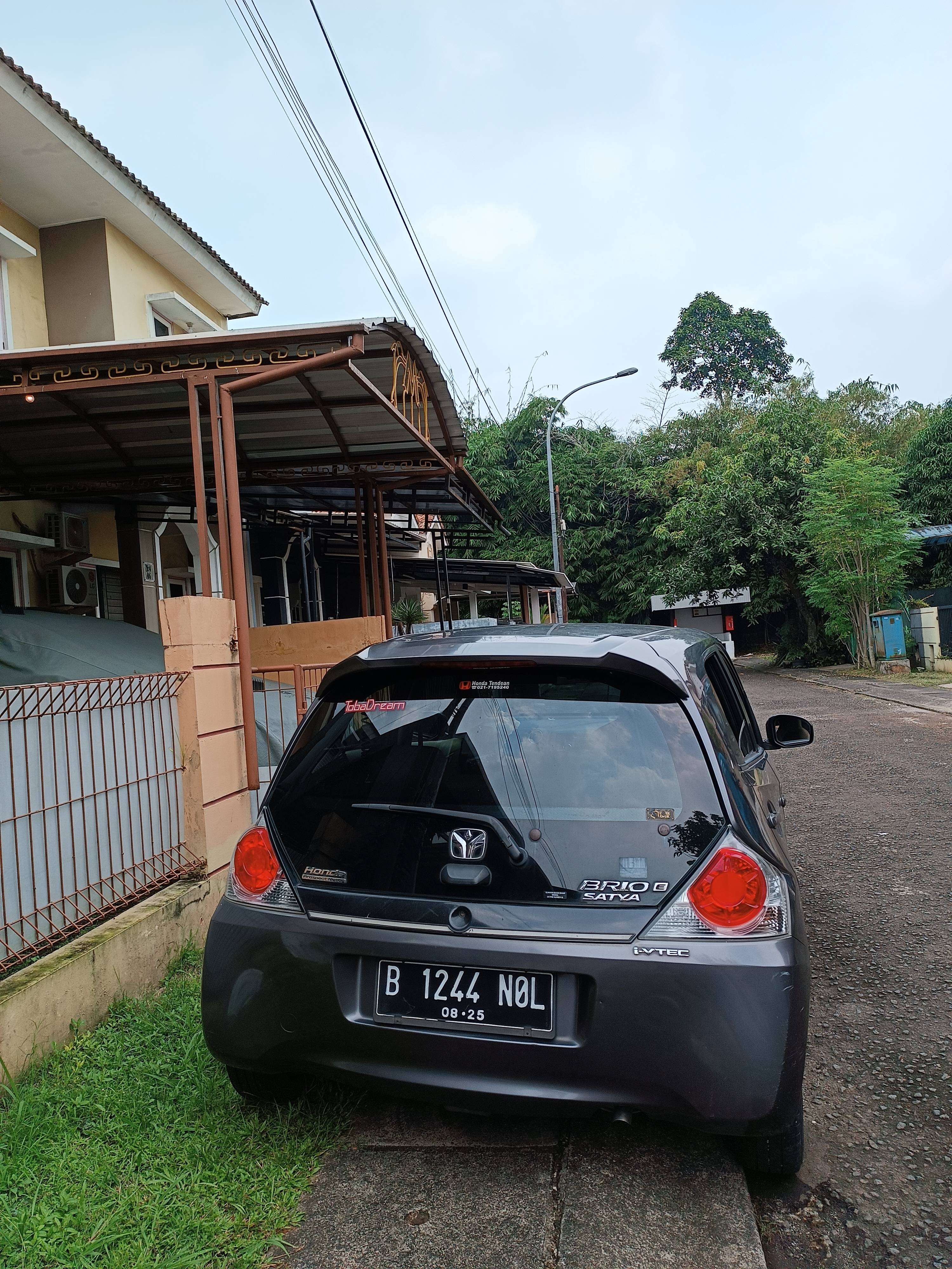 2015 Honda Brio  1.2 E MT 2015 Honda Brio  1.2 E MT