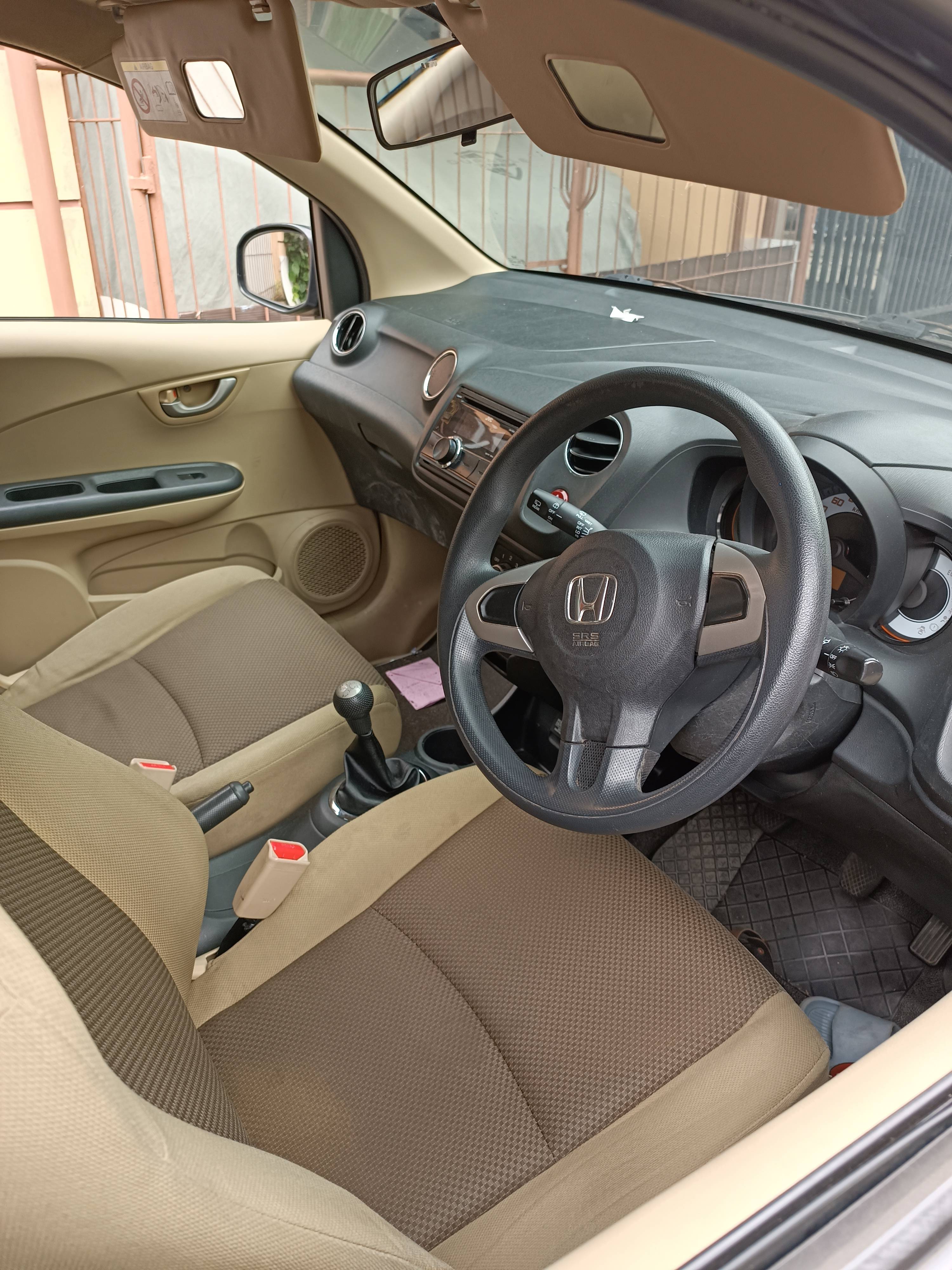 2015 Honda Brio  1.2 E MT 2015 Honda Brio  1.2 E MT