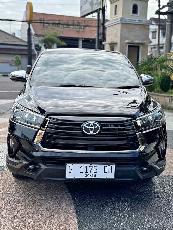 2022 Toyota Venturer 2.4L AT DSL Bekas 2022 Toyota Venturer 2.4L AT DSL Bekas