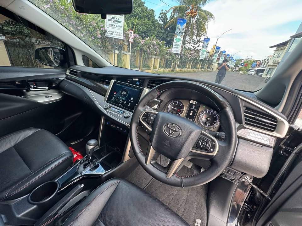 2022 Toyota Venturer 2.4L AT DSL 2022 Toyota Venturer 2.4L AT DSL