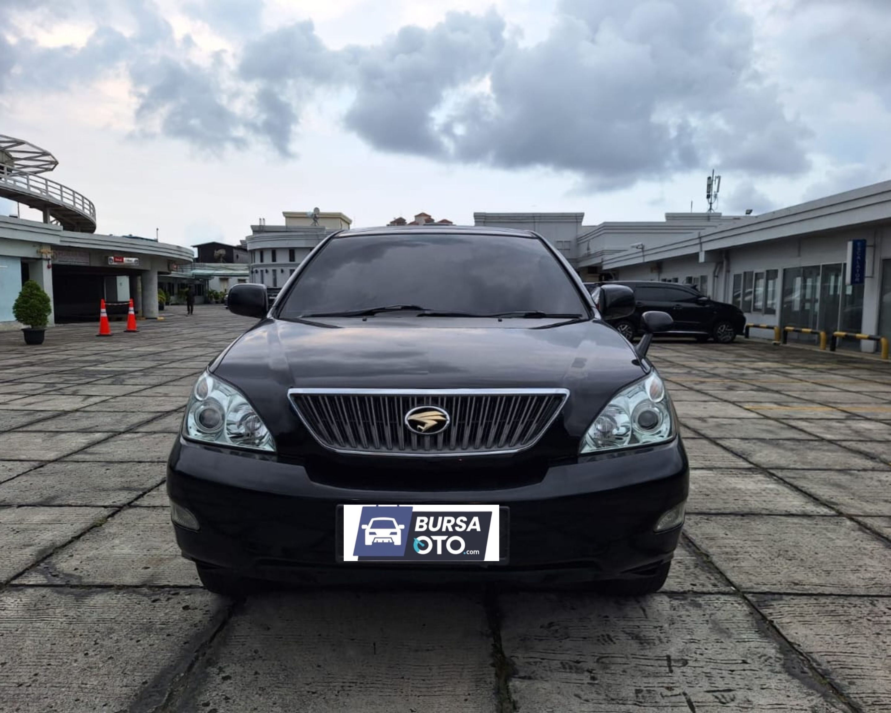 2011 Toyota Harrier Bekas 2011 Toyota Harrier Bekas