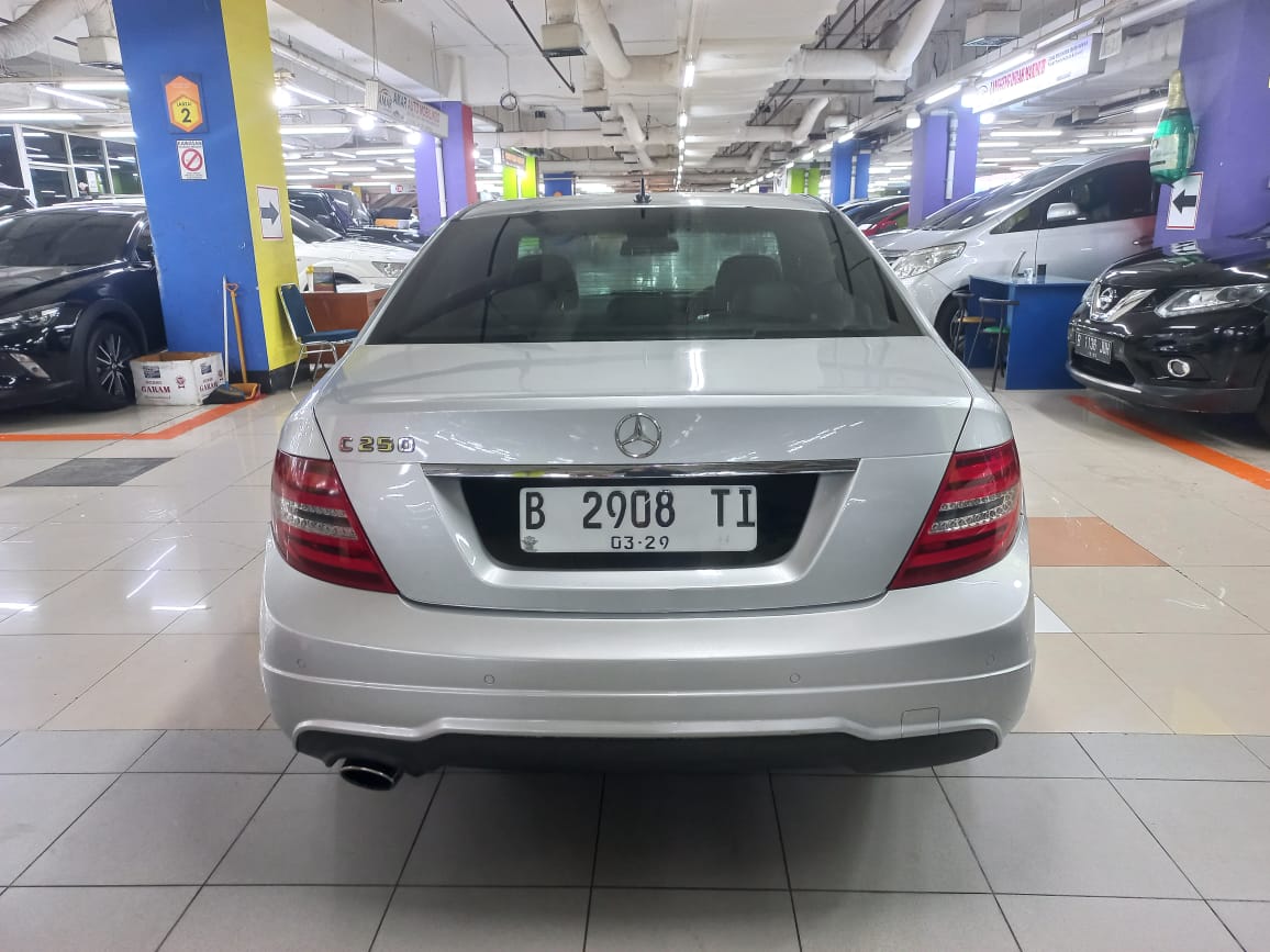 2012 Mercedes Benz C-Class 2012 Mercedes Benz C-Class