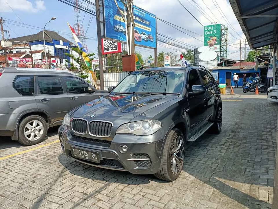 2013 BMW X5 XDRIVE 30i XLINE 2013 BMW X5 XDRIVE 30i XLINE