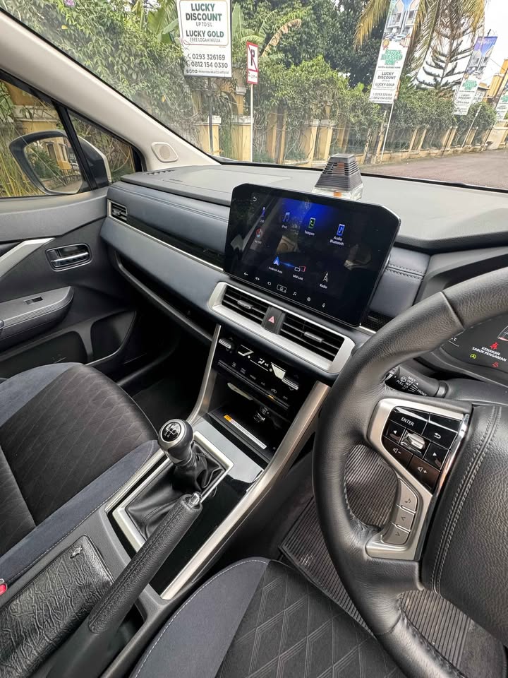 2023 Mitsubishi Xpander Cross MT 2023 Mitsubishi Xpander Cross MT