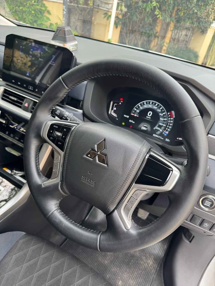 2023 Mitsubishi Xpander Cross MT 2023 Mitsubishi Xpander Cross MT