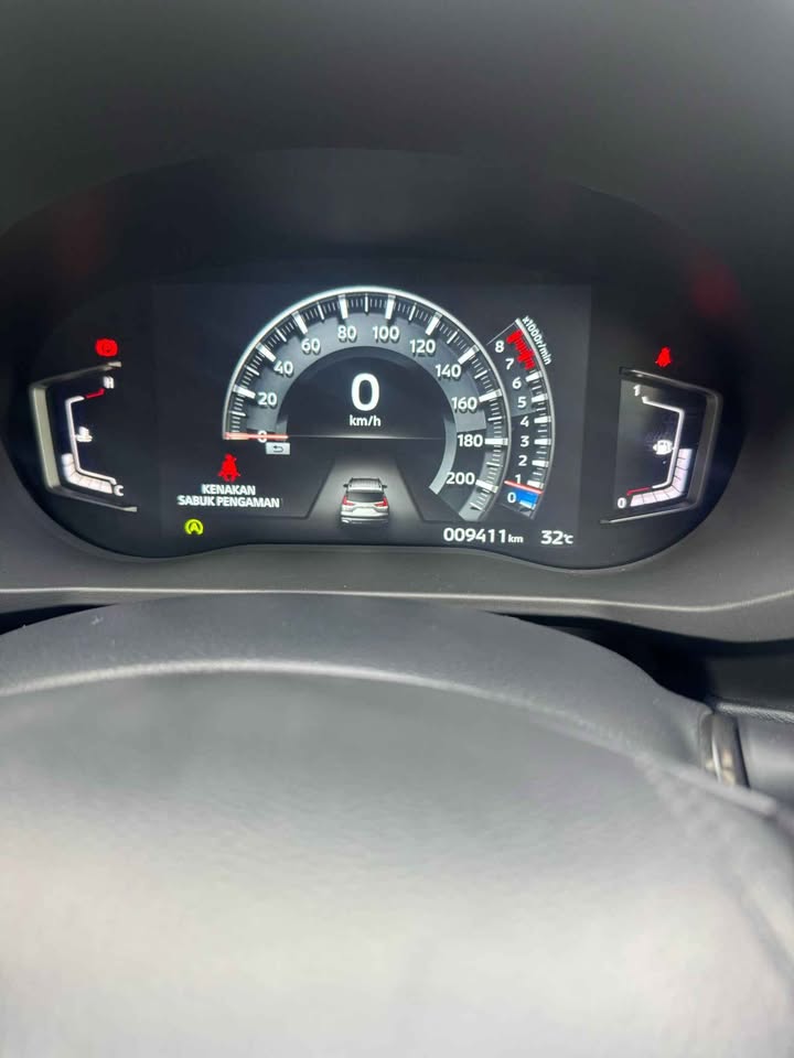 2023 Mitsubishi Xpander Cross MT 2023 Mitsubishi Xpander Cross MT