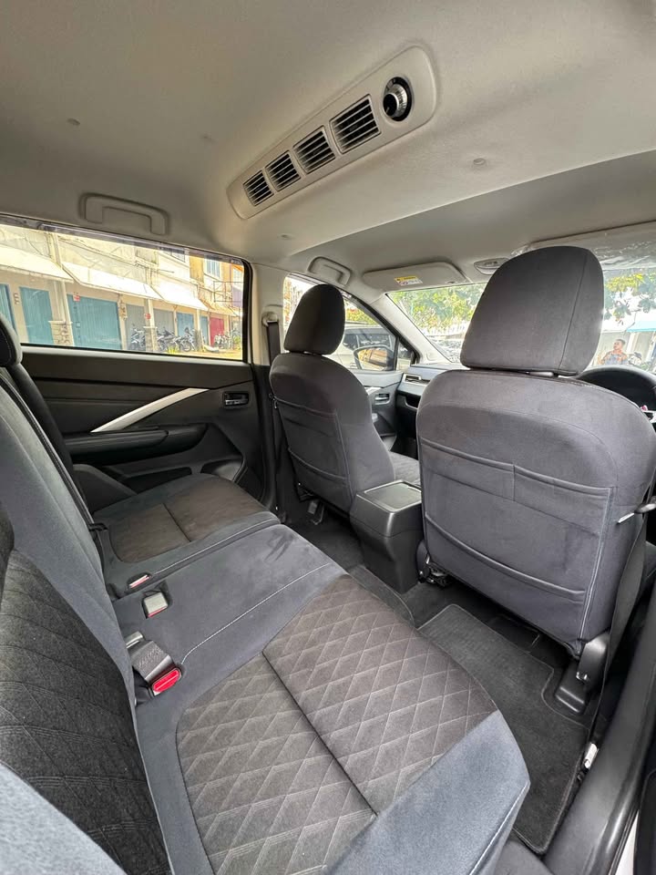 2023 Mitsubishi Xpander Cross MT 2023 Mitsubishi Xpander Cross MT