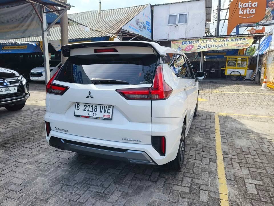 2022 Mitsubishi Xpander Ultimate CVT 2022 Mitsubishi Xpander Ultimate CVT