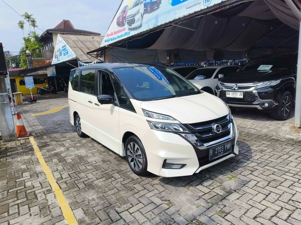 2022 Nissan Serena  HIGH WAY STAR A/T 2022 Nissan Serena  HIGH WAY STAR A/T