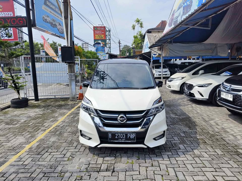 2022 Nissan Serena  HIGH WAY STAR A/T 2022 Nissan Serena  HIGH WAY STAR A/T