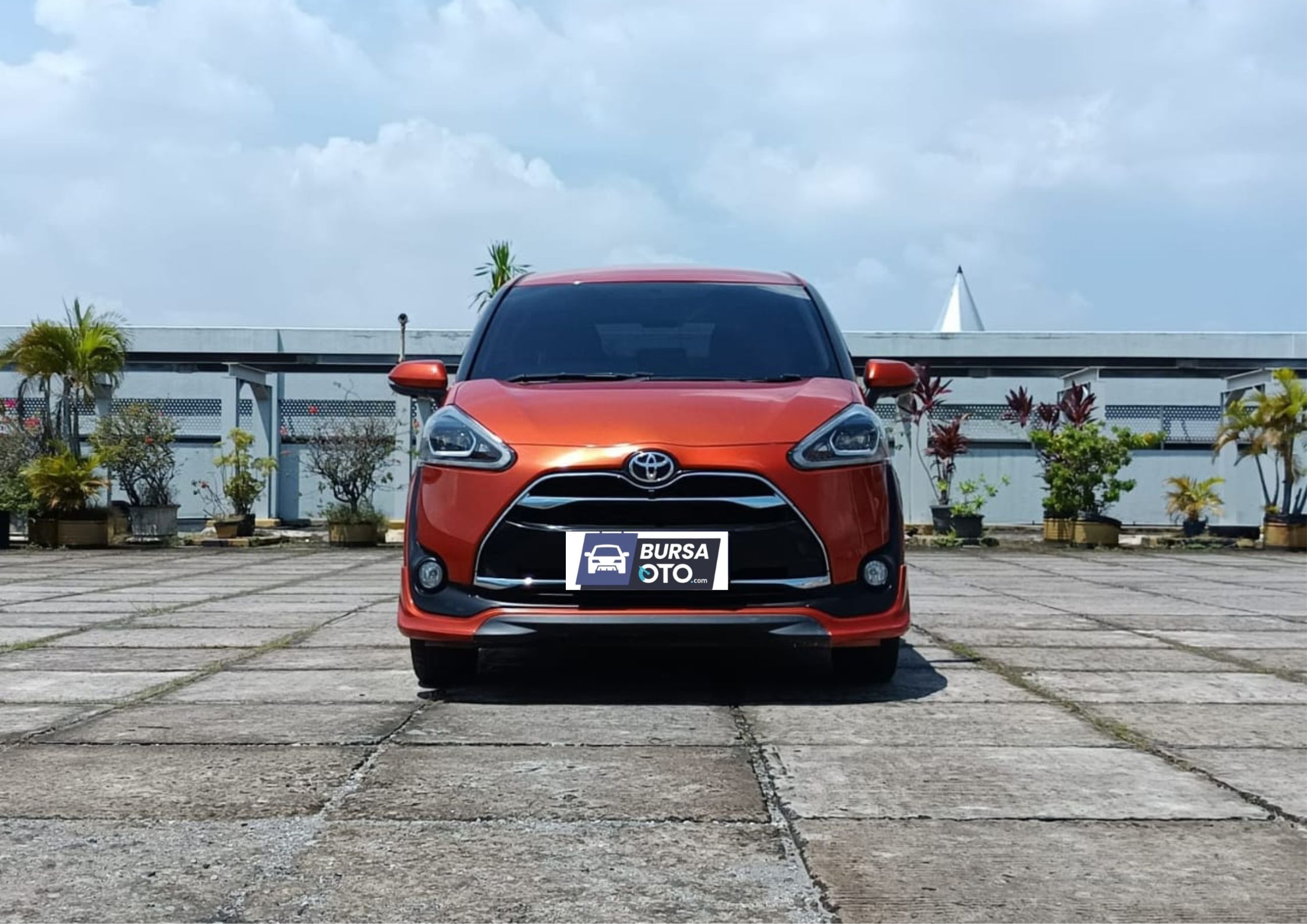 2016 Toyota Sienta Bekas 2016 Toyota Sienta Bekas
