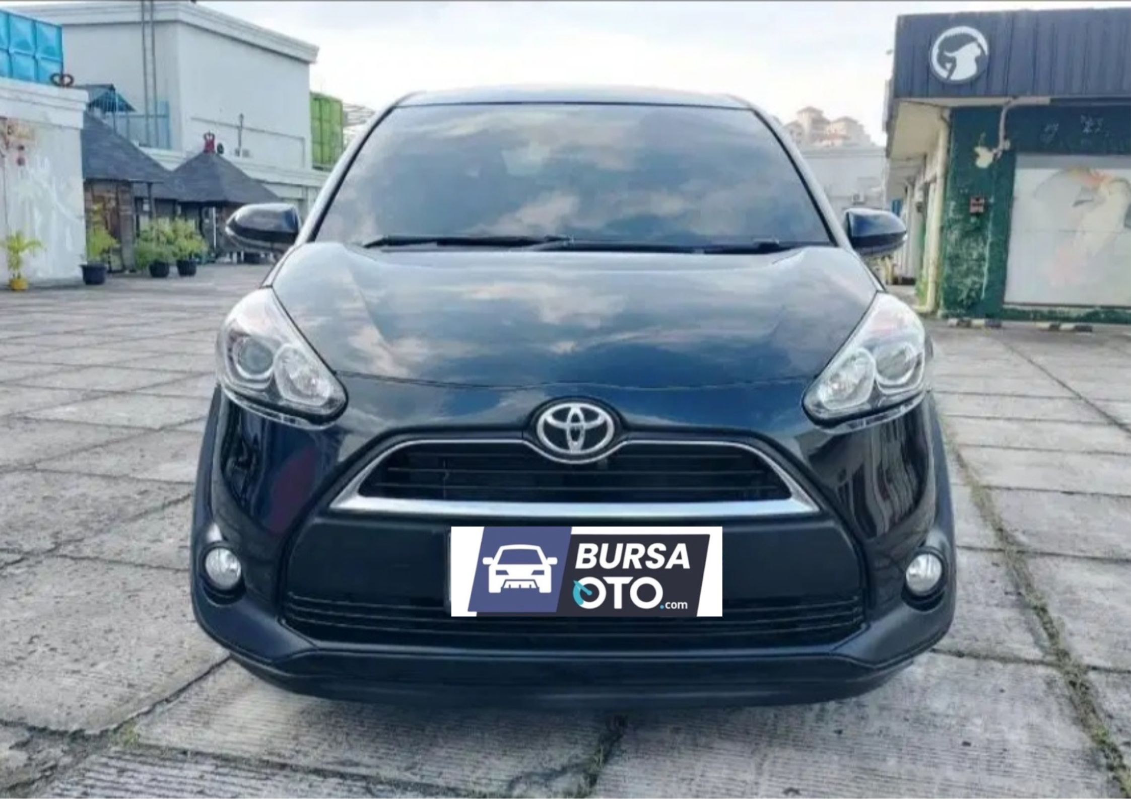 2017 Toyota Sienta Bekas 2017 Toyota Sienta Bekas