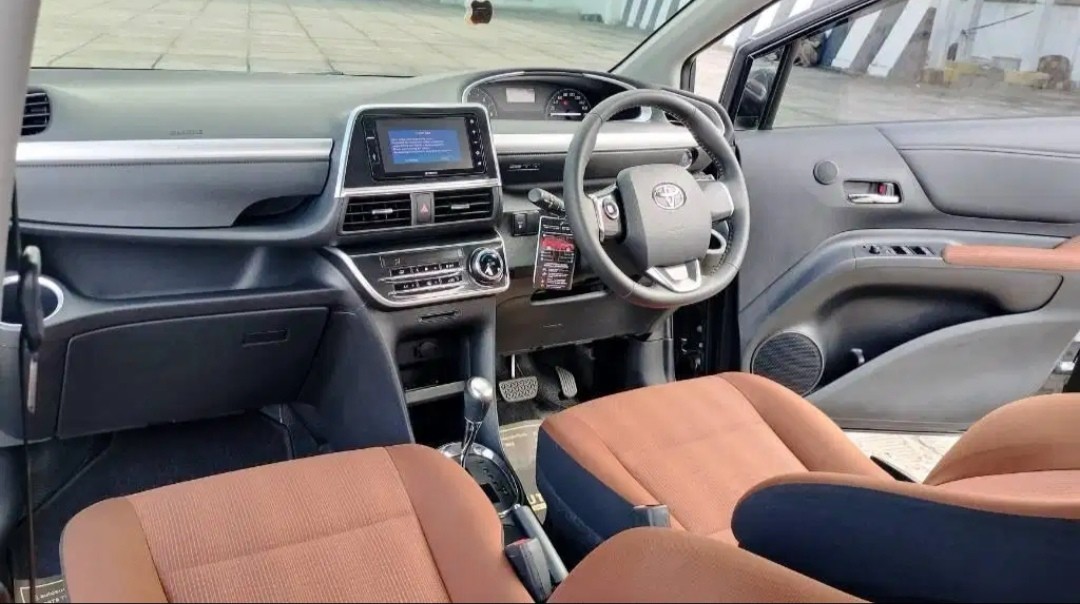 2017 Toyota Sienta 2017 Toyota Sienta