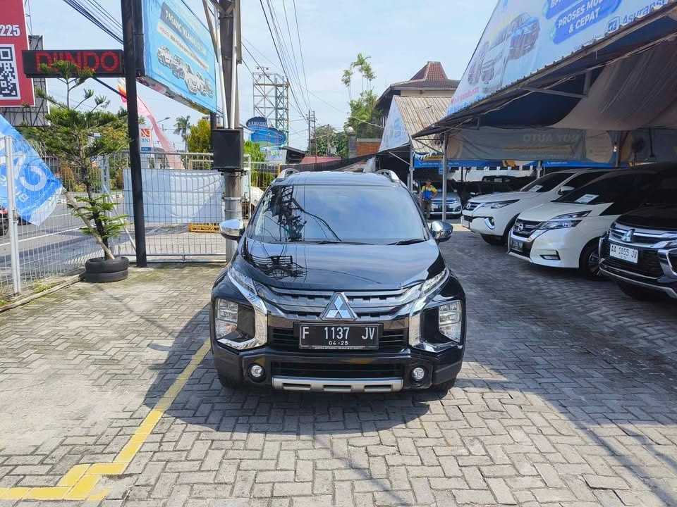 2020 Mitsubishi Xpander Cross  Premium Package CVT 2020 Mitsubishi Xpander Cross  Premium Package CVT