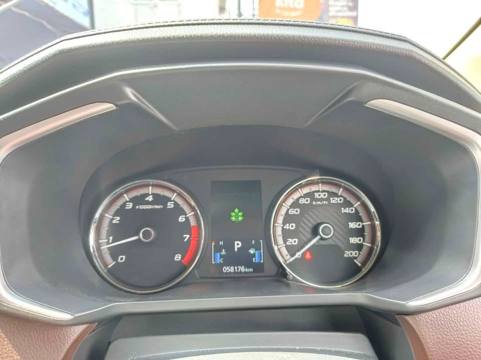 2020 Mitsubishi Xpander Cross  Premium Package CVT 2020 Mitsubishi Xpander Cross  Premium Package CVT