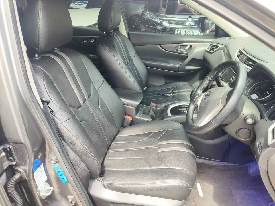 2015 Nissan X-Trail  2.0 A/T 2015 Nissan X-Trail  2.0 A/T