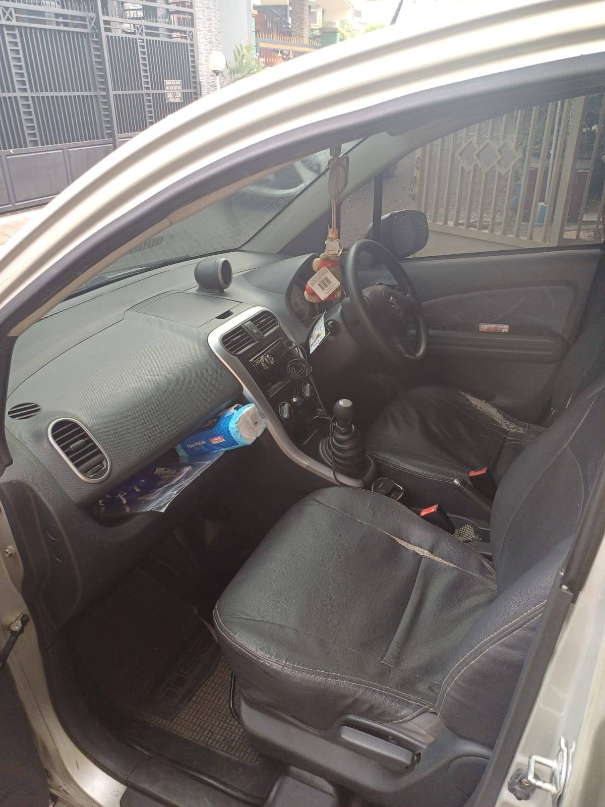 2010 Suzuki Splash GL 1.2L MT 2010 Suzuki Splash GL 1.2L MT