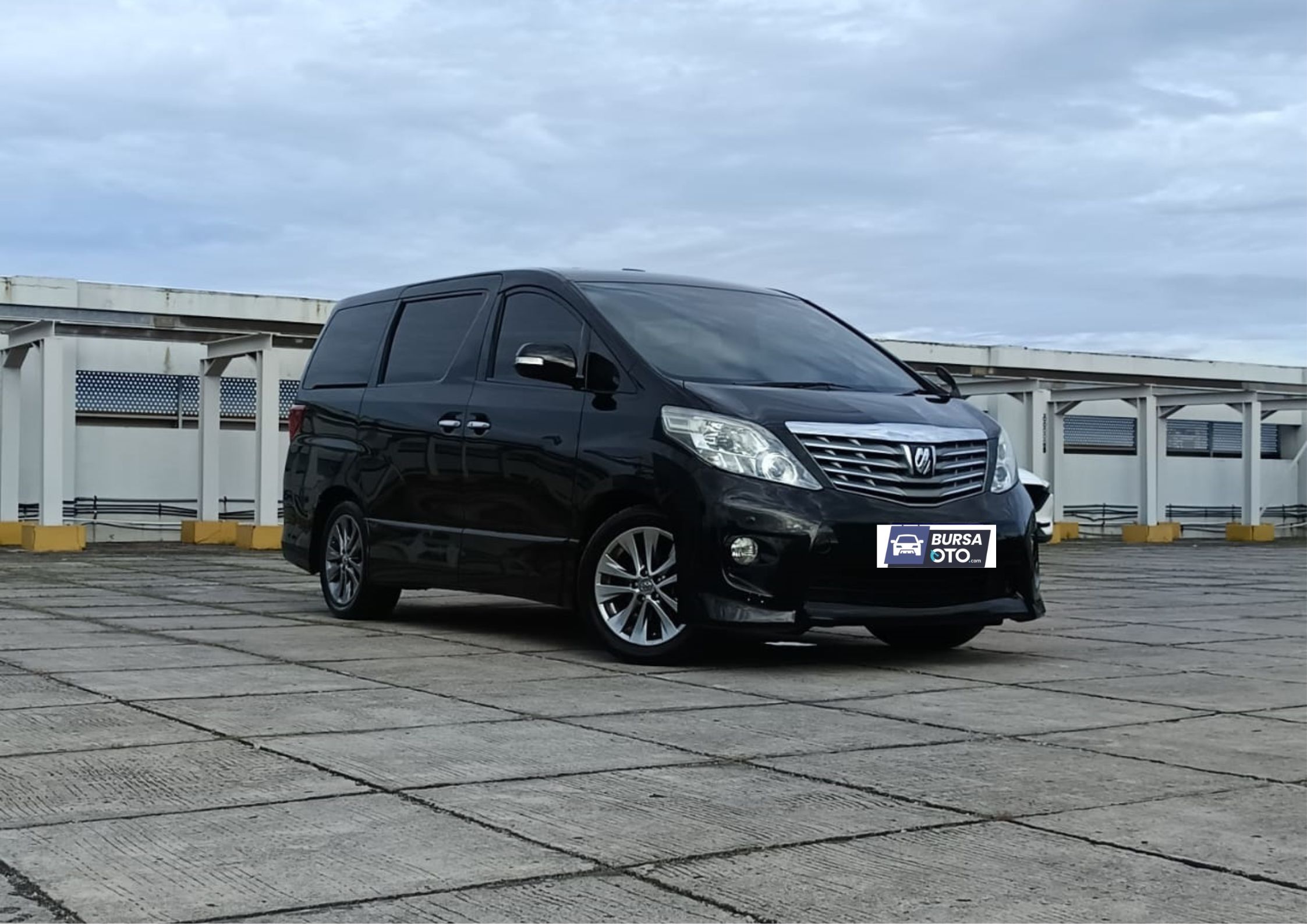 2011 Toyota Alphard 2011 Toyota Alphard