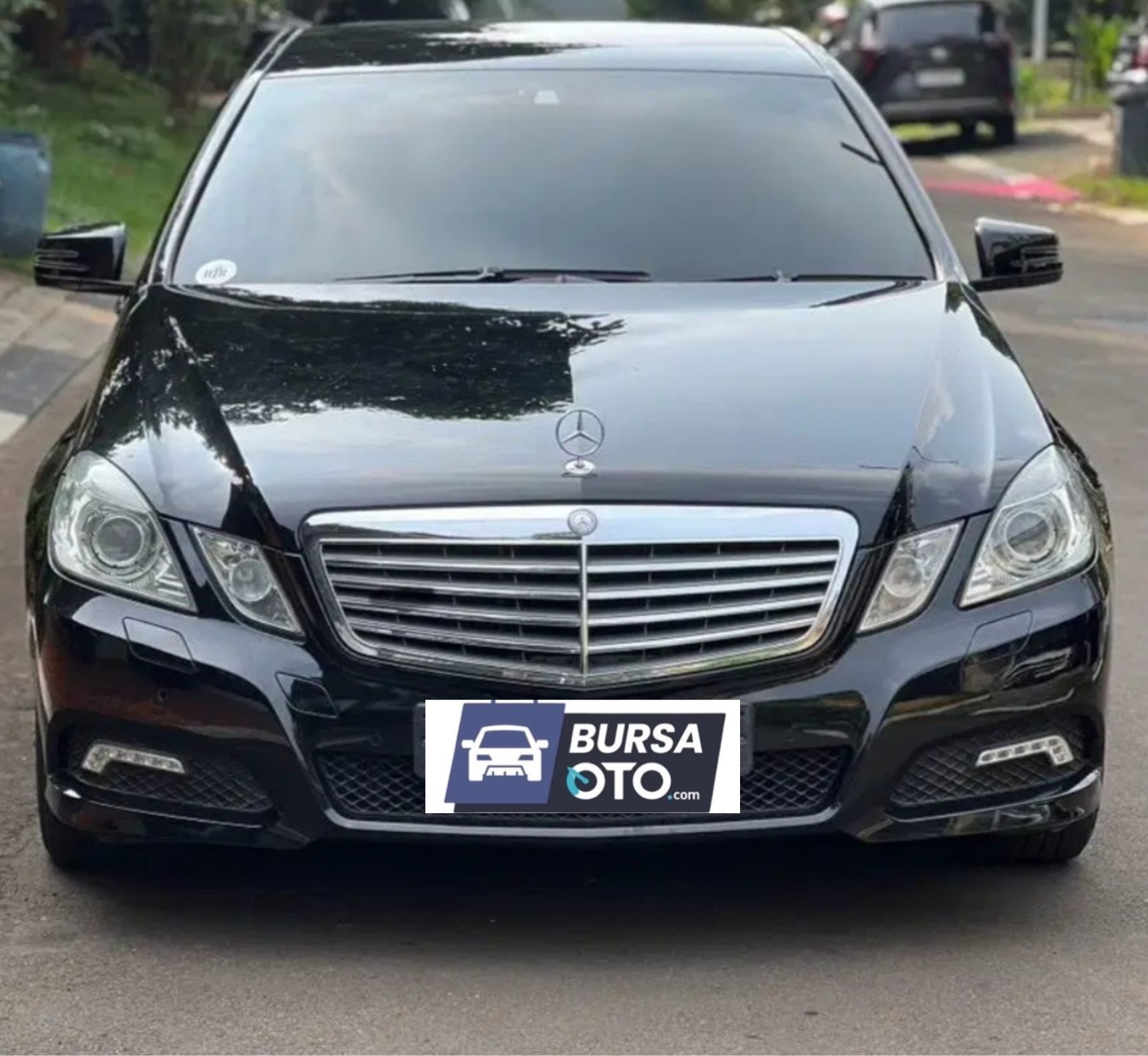 2010 Mercedes Benz E-Class Coupe Bekas 2010 Mercedes Benz E-Class Coupe Bekas