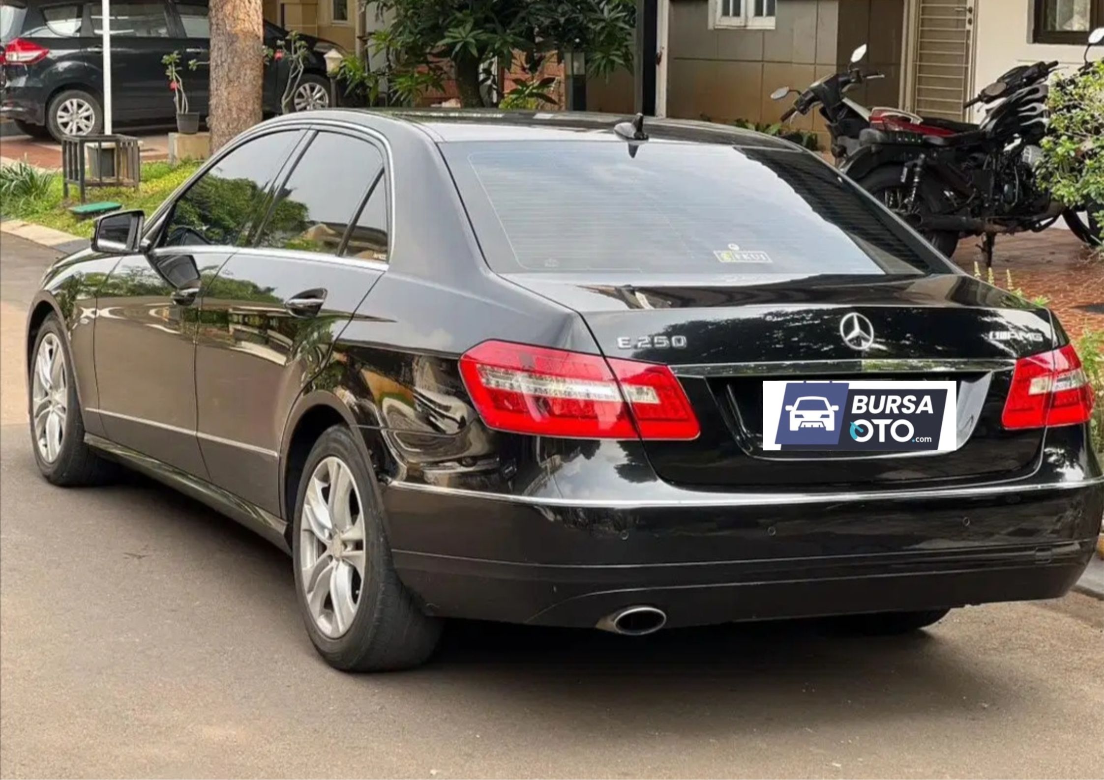 2010 Mercedes Benz E-Class Coupe E 250 CGI AVANTGARDE 2010 Mercedes Benz E-Class Coupe E 250 CGI AVANTGARDE