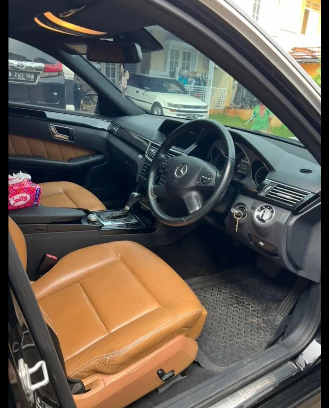 2010 Mercedes Benz E-Class Coupe E 250 CGI AVANTGARDE 2010 Mercedes Benz E-Class Coupe E 250 CGI AVANTGARDE