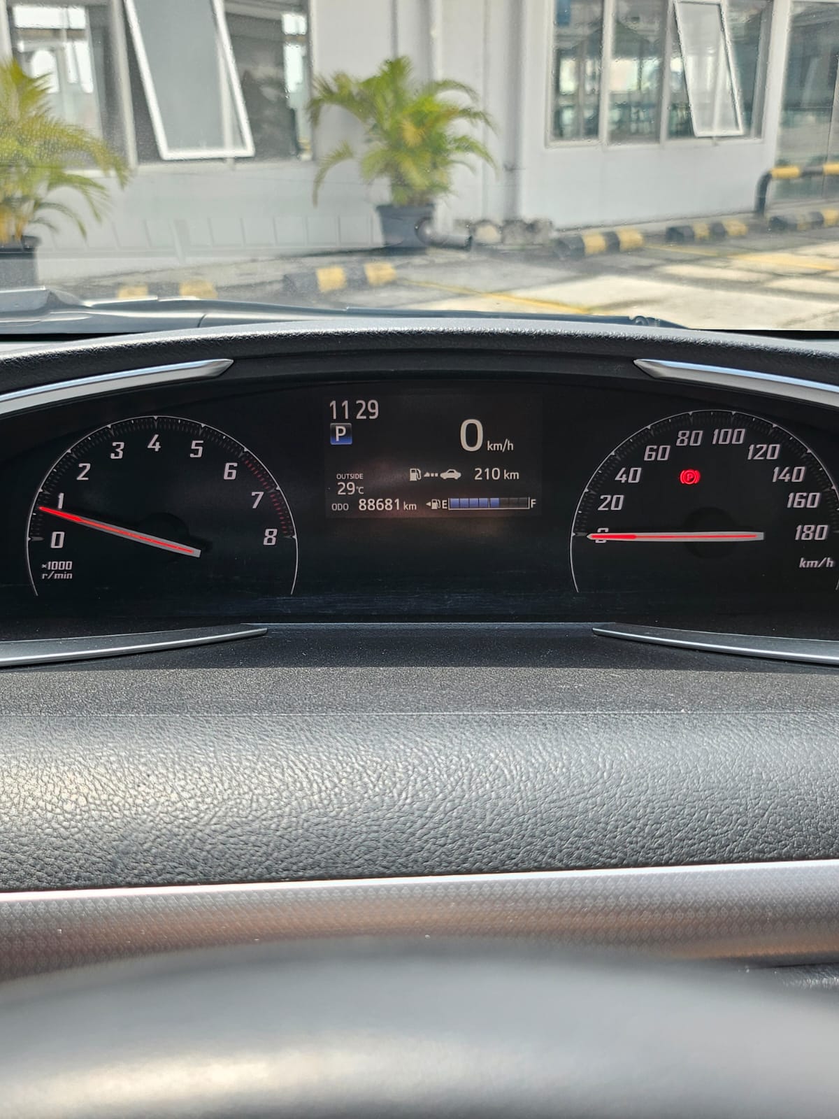 2017 Toyota Sienta 2017 Toyota Sienta