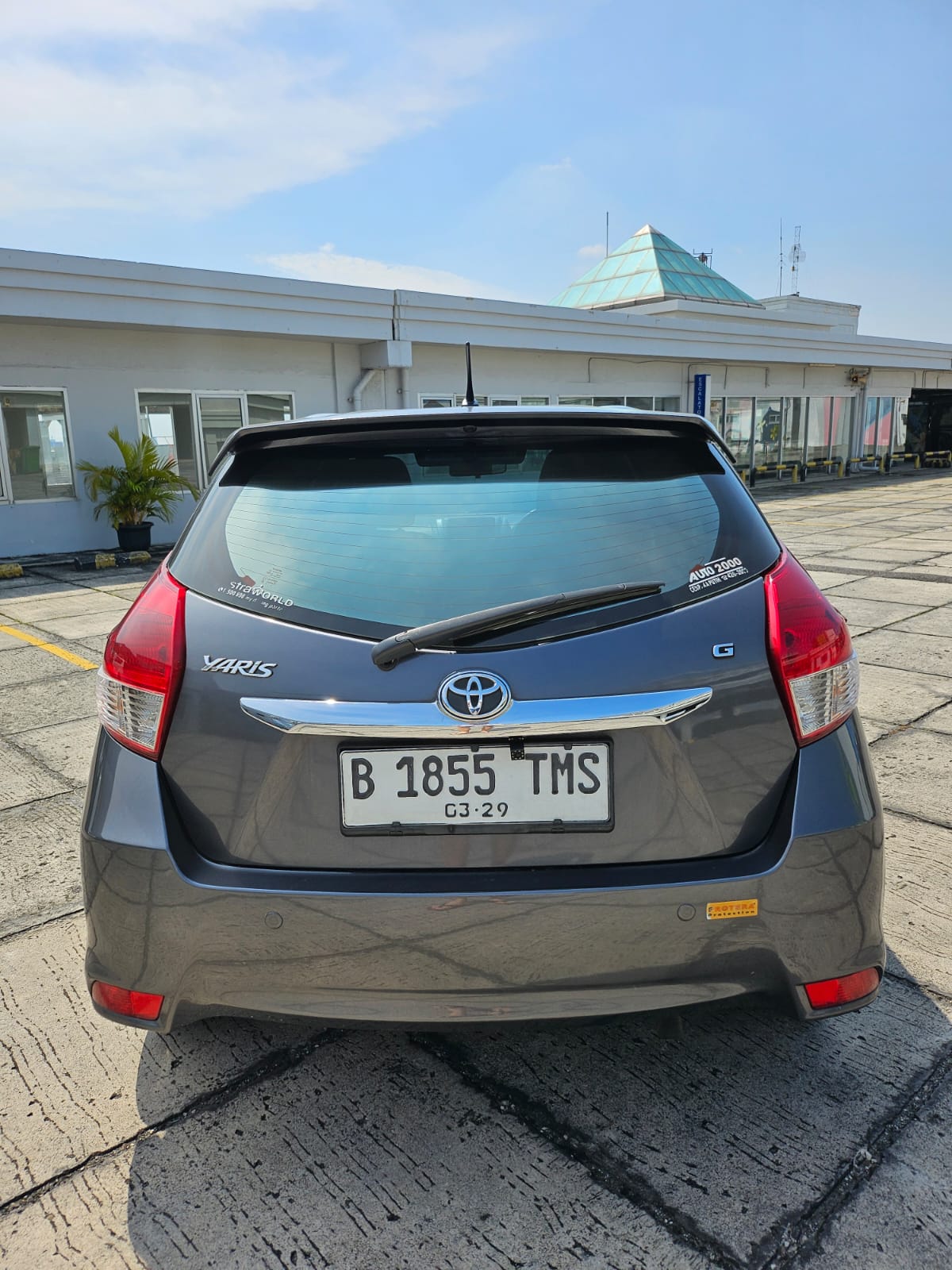 2015 Toyota Yaris 2015 Toyota Yaris