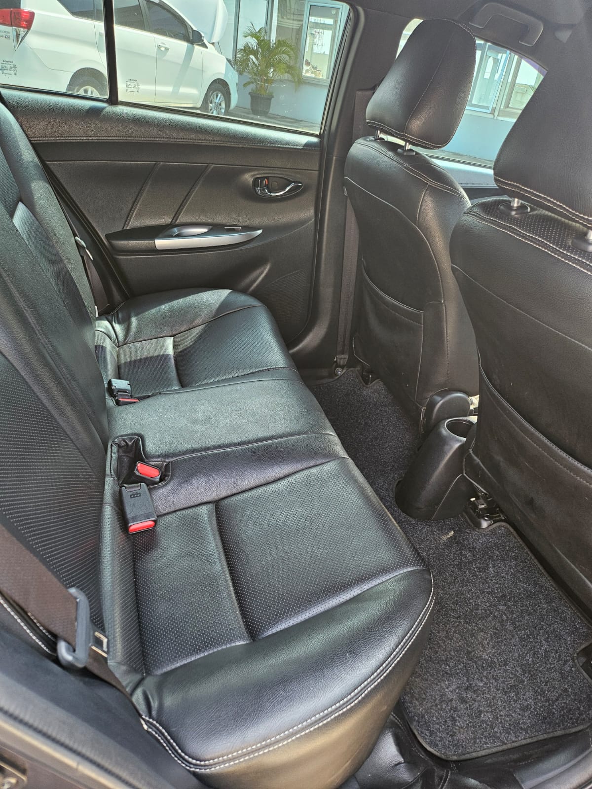 2015 Toyota Yaris 2015 Toyota Yaris