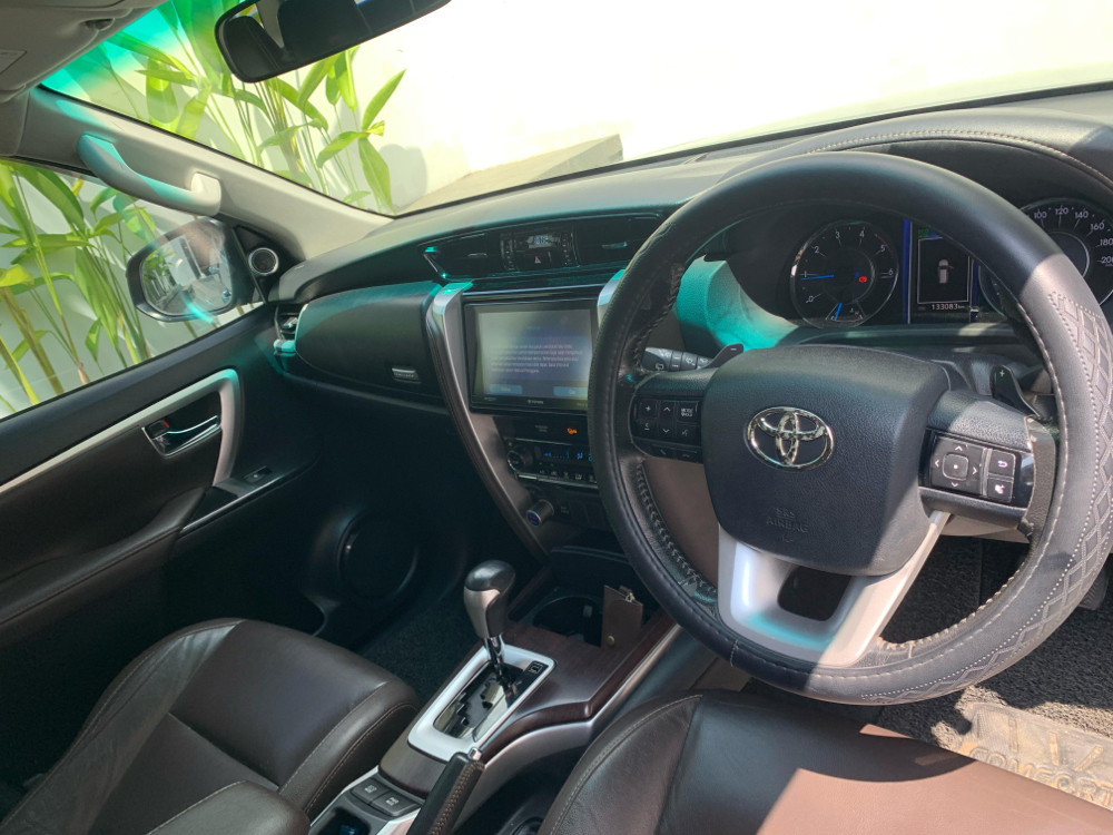 2016 Toyota Fortuner 2.4 VRZ AT 2016 Toyota Fortuner 2.4 VRZ AT