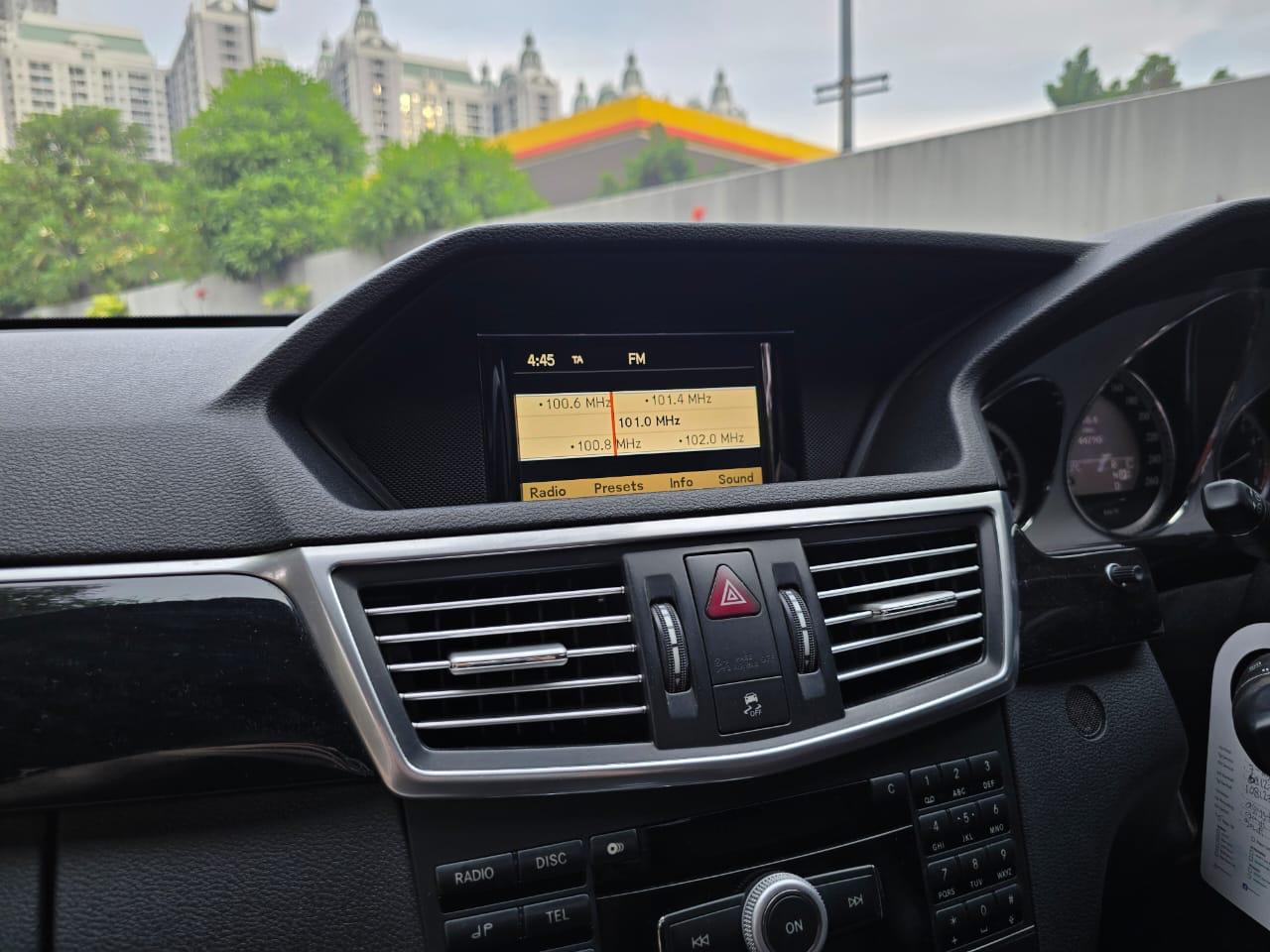 2010 Mercedes Benz E-Class  300 AT CKD 2010 Mercedes Benz E-Class  300 AT CKD