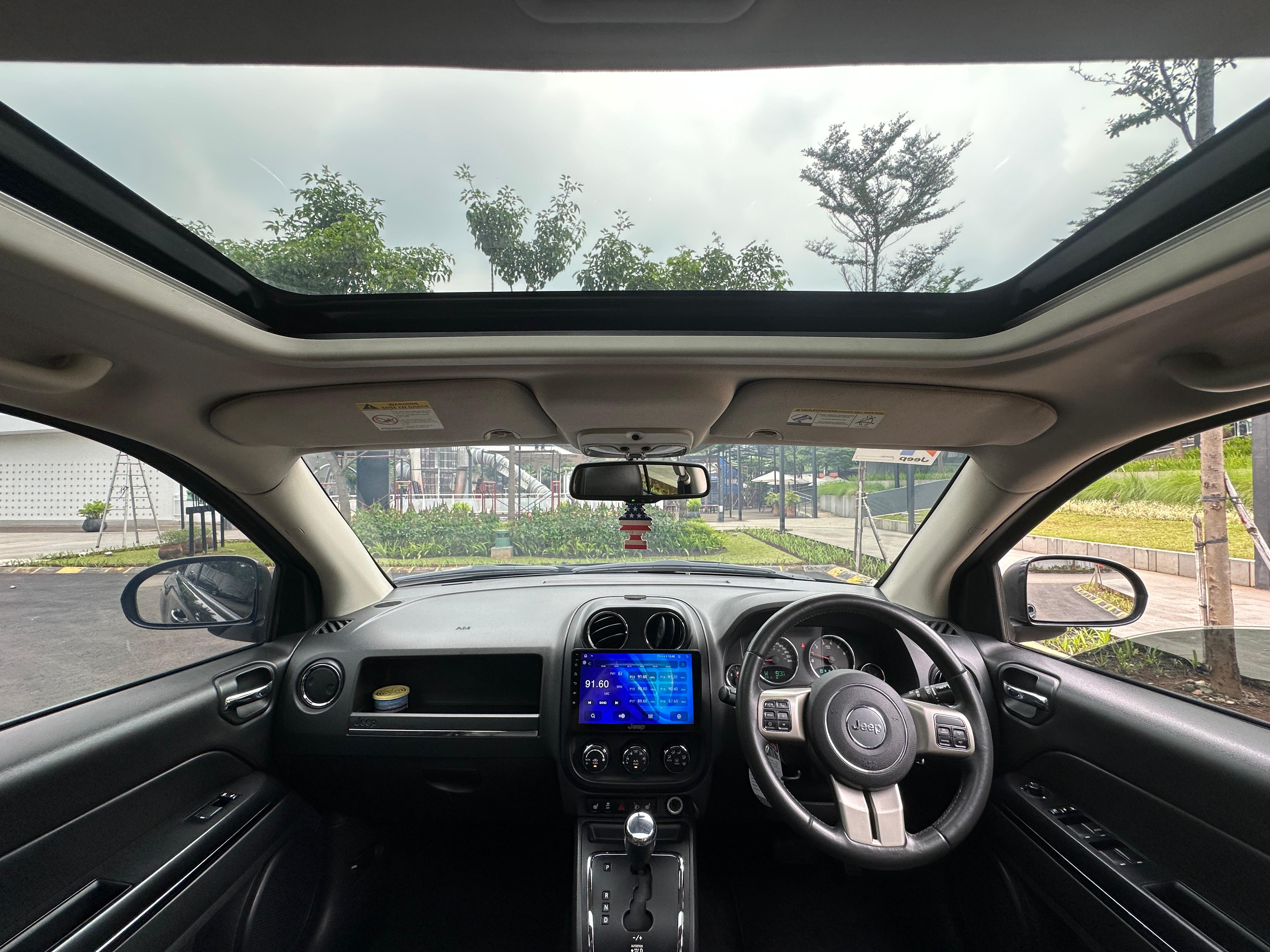 2012 Jeep Compass 2.4 LIMITED 2012 Jeep Compass 2.4 LIMITED