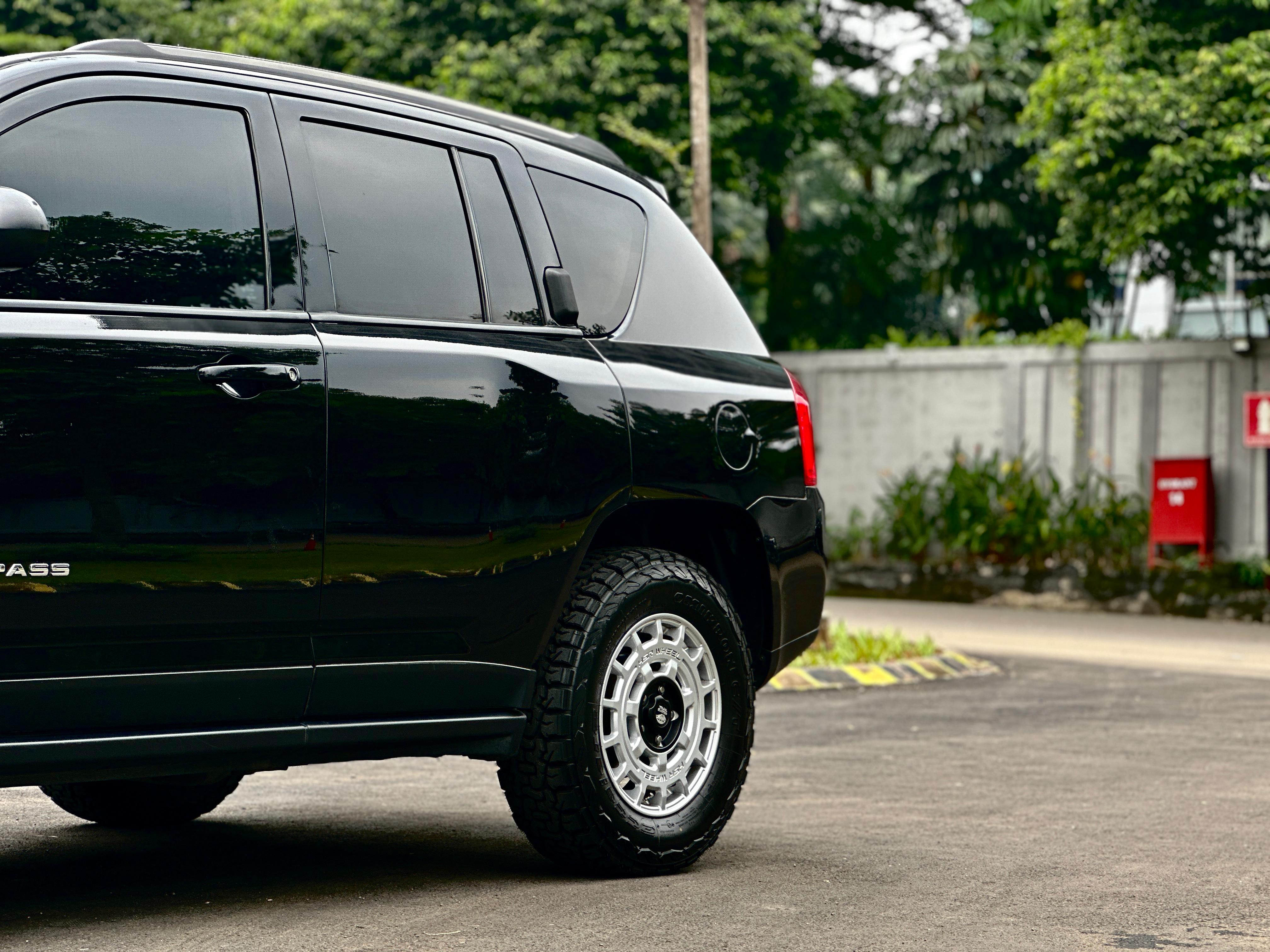 2012 Jeep Compass 2.4 LIMITED 2012 Jeep Compass 2.4 LIMITED