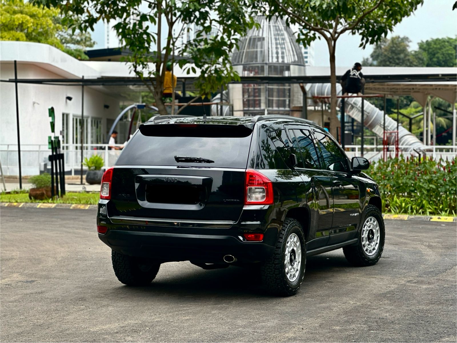 2012 Jeep Compass 2.4 LIMITED 2012 Jeep Compass 2.4 LIMITED